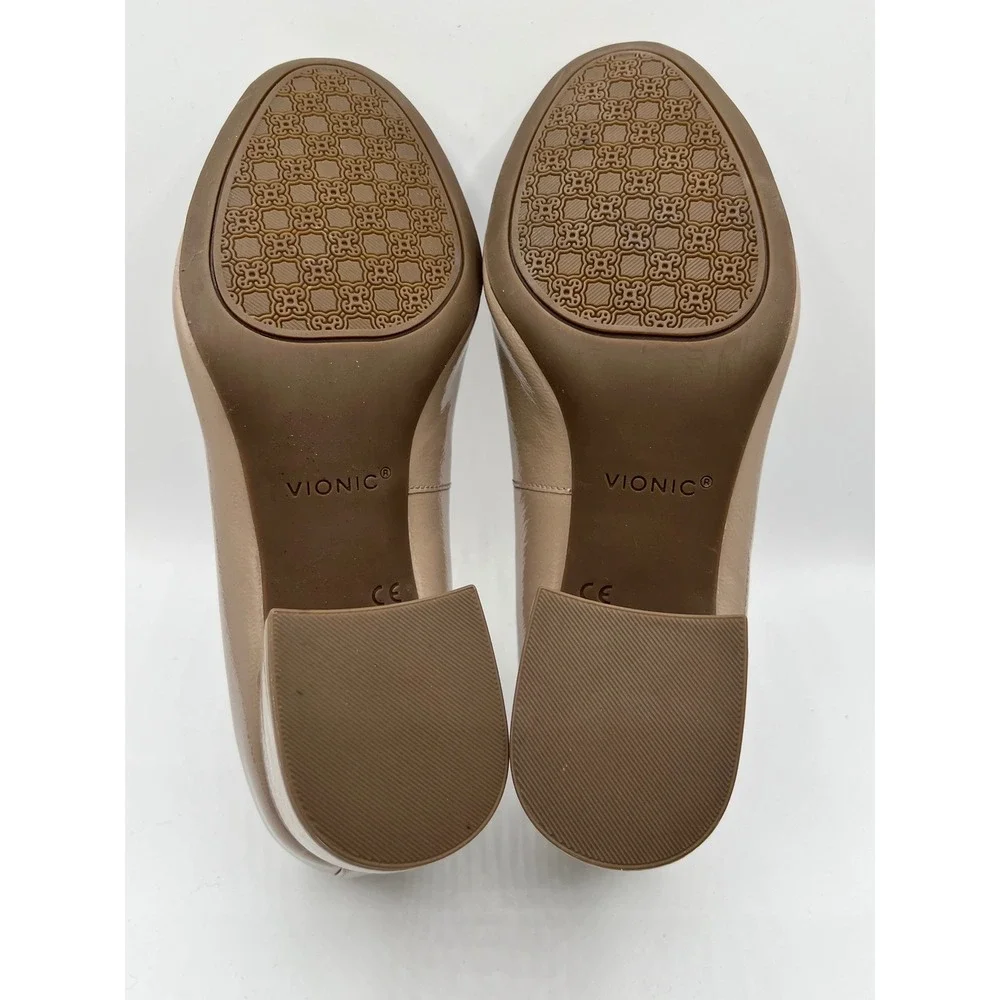 Vionic Carmel Taupe Patent Block Heel Pumps Women Sz 7.5 Wide Round Toe Shoes